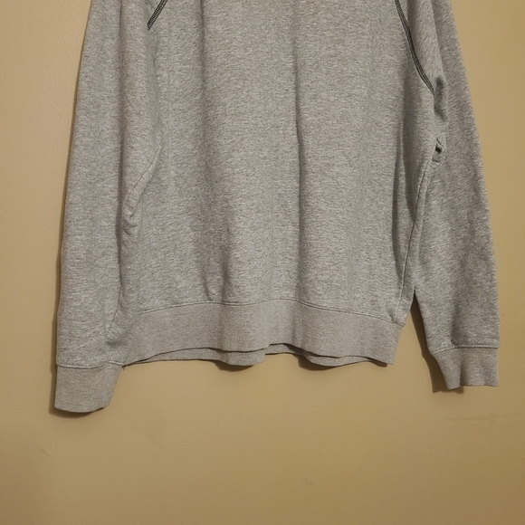 Fila | Women's Gray Vintage Crewneck Sweatshirt (Size XL) - Picture 8 of 10